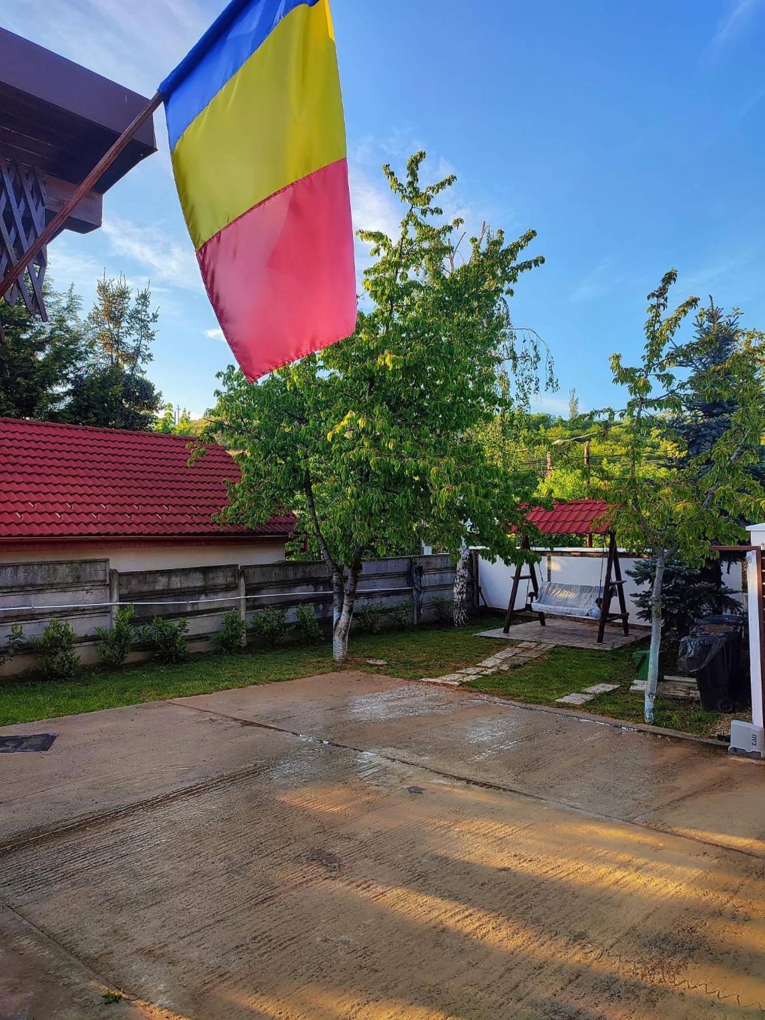 Courtyard Studio Орадеа Екстериор снимка